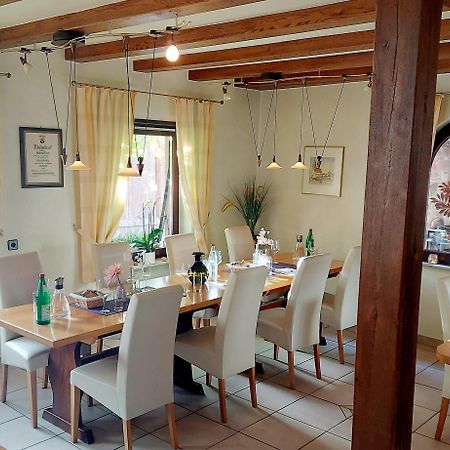 Gaestehaus Roehm Ilbesheim bei Landau in der Pfalz Екстер'єр фото