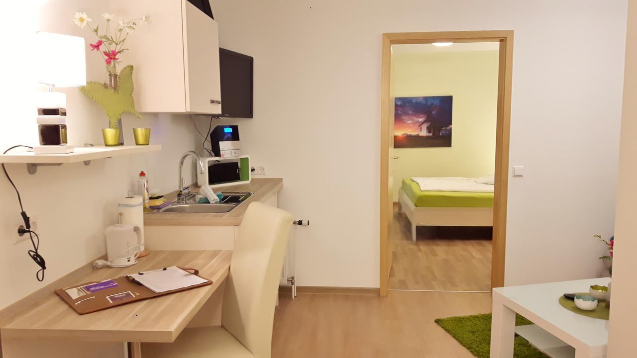 Gaestehaus Roehm Ilbesheim bei Landau in der Pfalz Екстер'єр фото