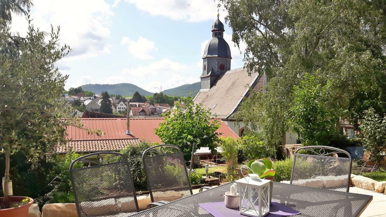 Gaestehaus Roehm Ilbesheim bei Landau in der Pfalz Екстер'єр фото